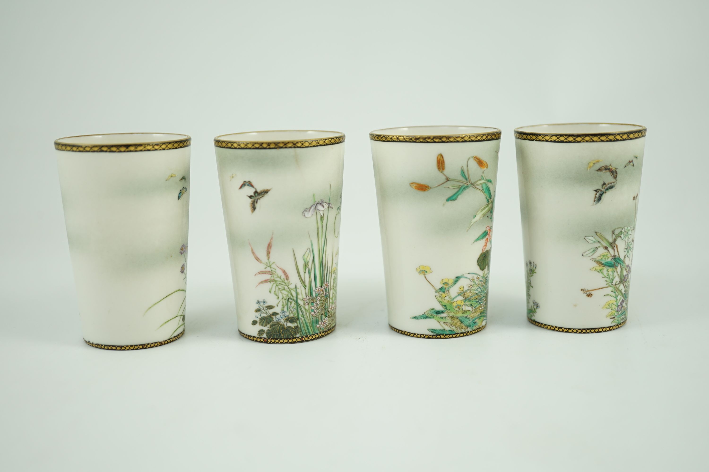 A set of four Japanese porcelain small cups, by Kinkozan, Meiji period, 6.2cm high